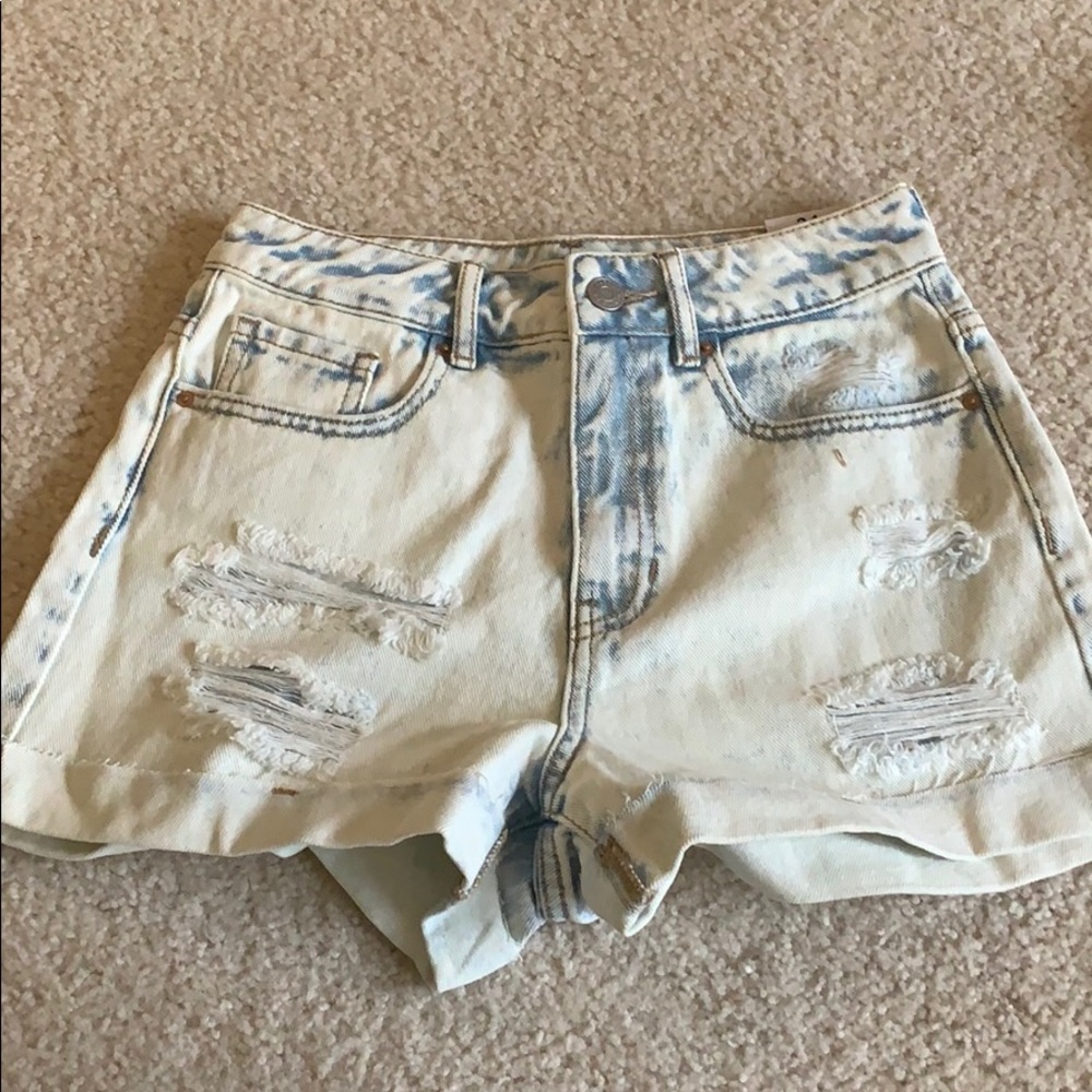 NÉE Pacsun mom short, 24